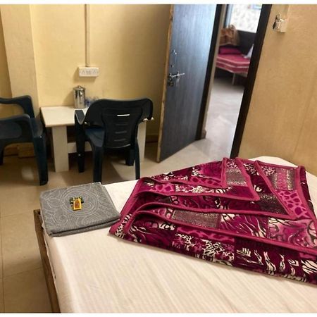 Hotel Mahakal Vishram, ウッジャイン エクステリア 写真