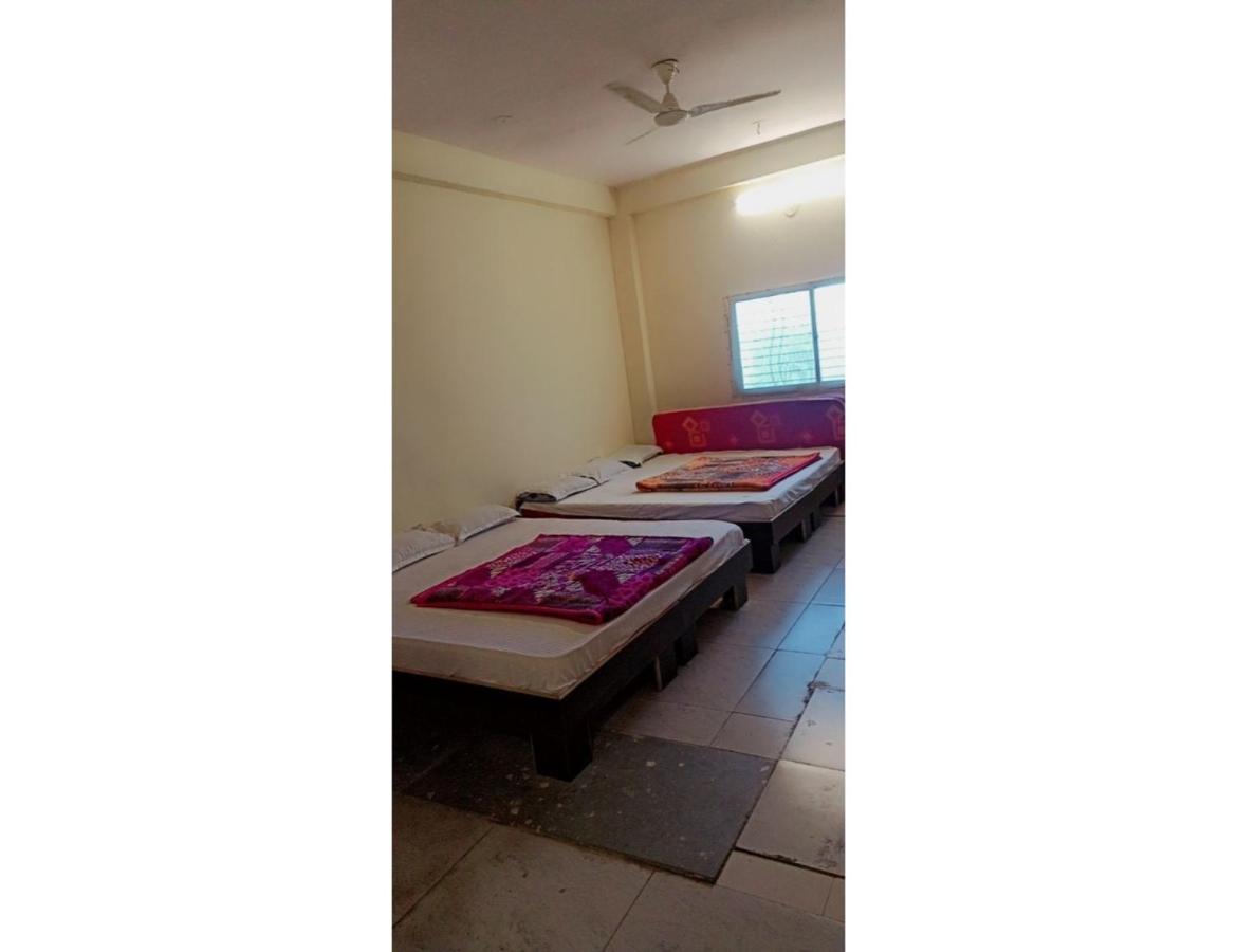 Hotel Mahakal Vishram, ウッジャイン エクステリア 写真