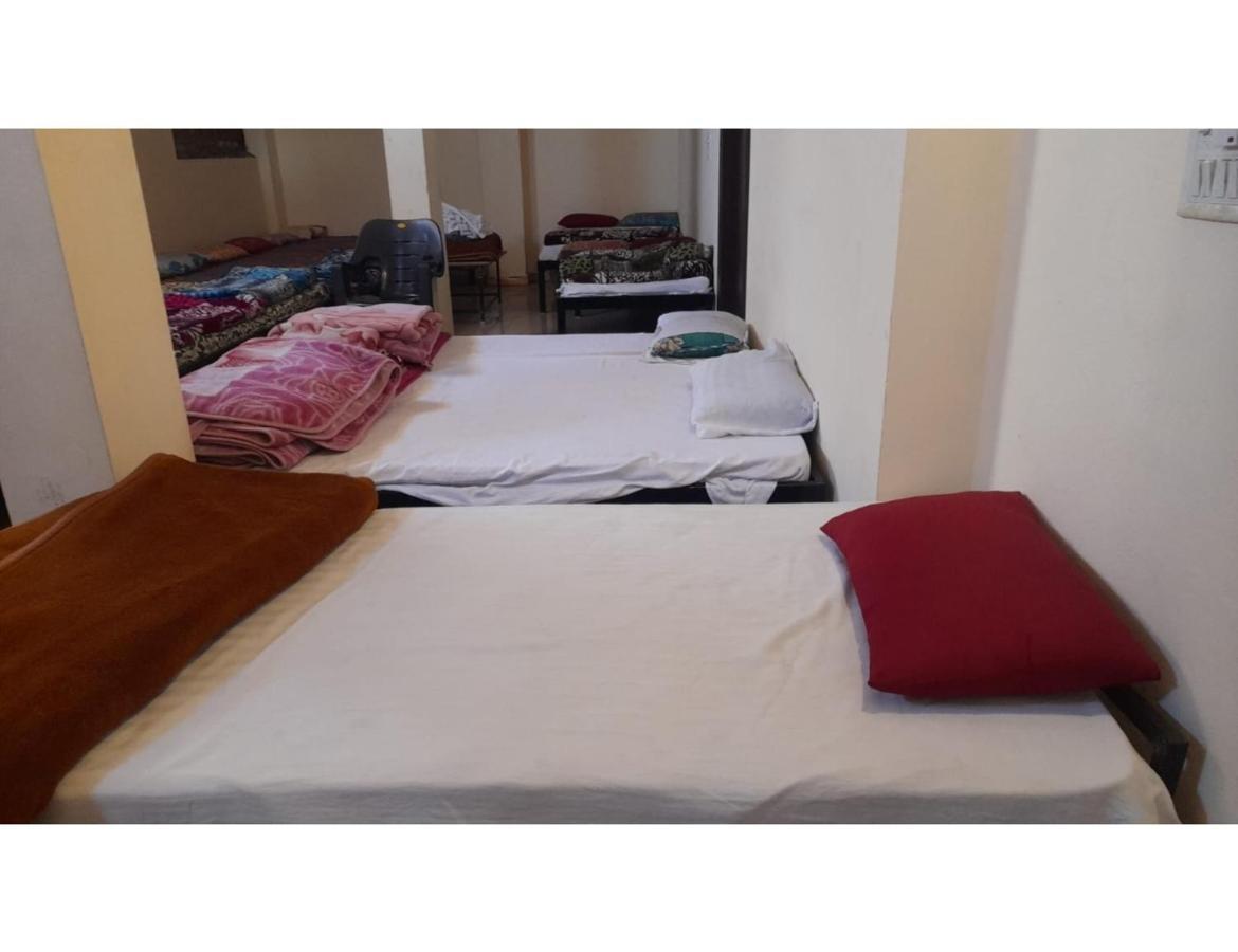 Hotel Mahakal Vishram, ウッジャイン エクステリア 写真