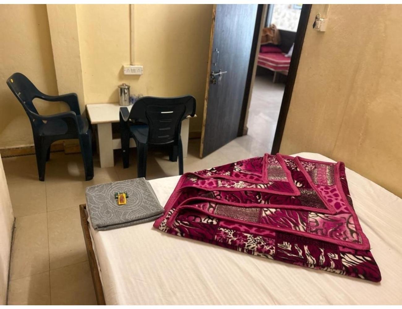 Hotel Mahakal Vishram, ウッジャイン エクステリア 写真