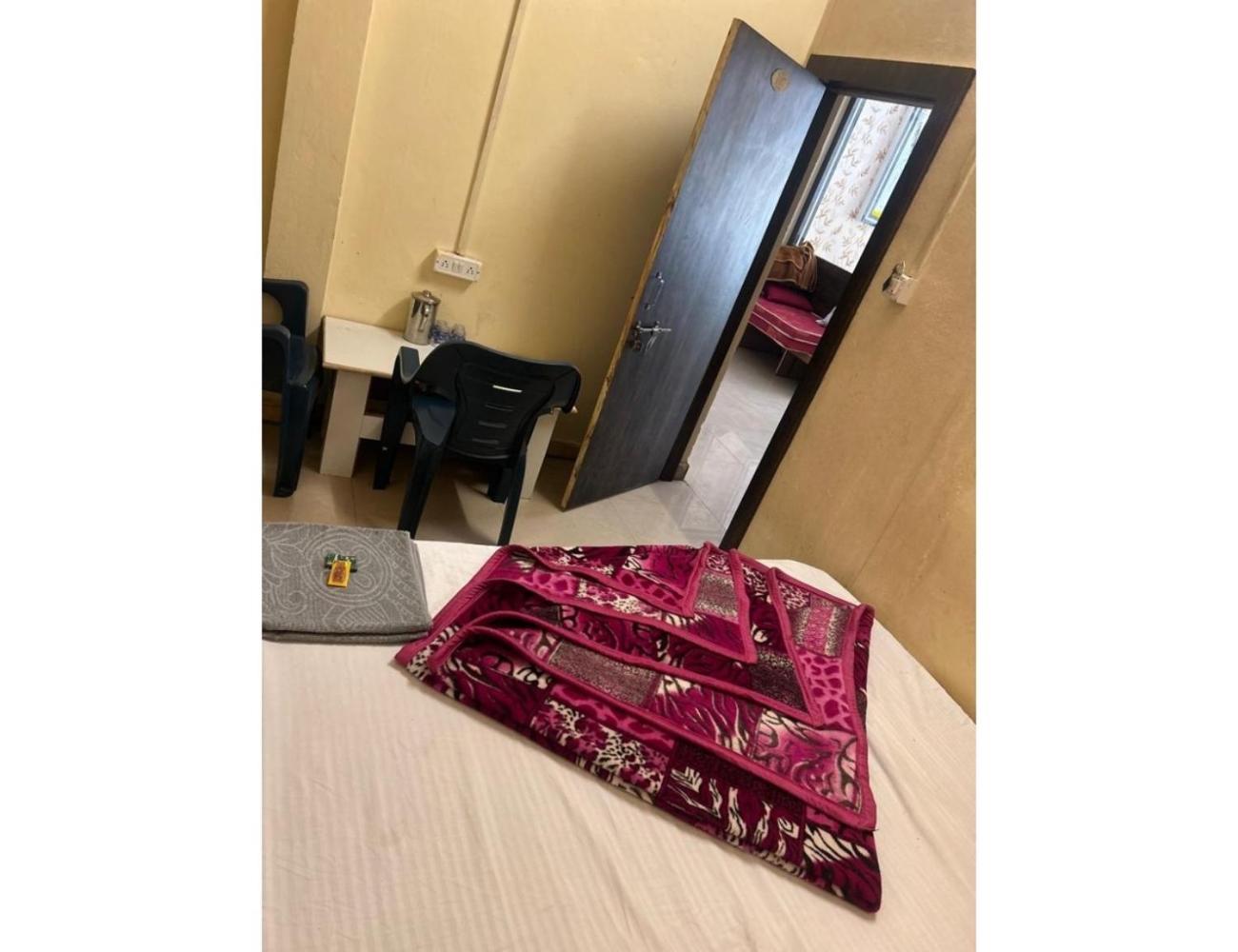 Hotel Mahakal Vishram, ウッジャイン エクステリア 写真